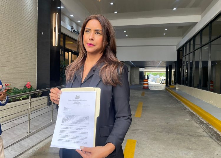 Diputada Selineé Méndez propone protocolo para evitar uso indebido de las escuelas públicas tras video musical obsceno