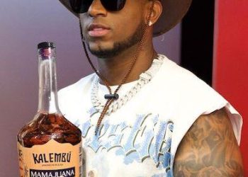 ¡De La Casa de Alofoke a Dufry Dominicana! Crazy Design pone a la venta la Mamajuana Kalembú