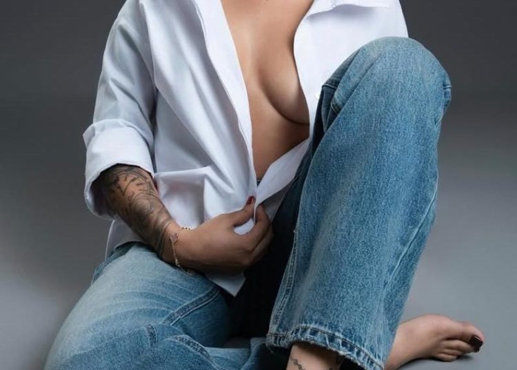 Shuupamela se defiende de críticas de vídeo musical grabado en escuela