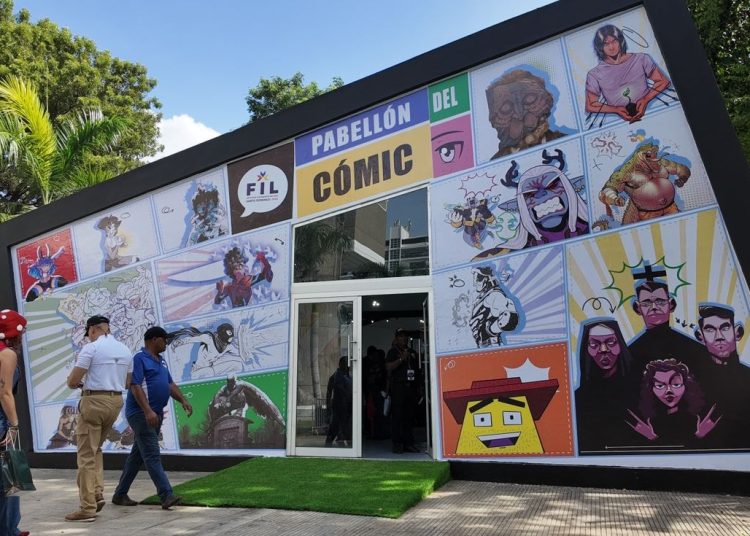 Pabellón del Cómic vuelve a brillar en la Feria del Libro