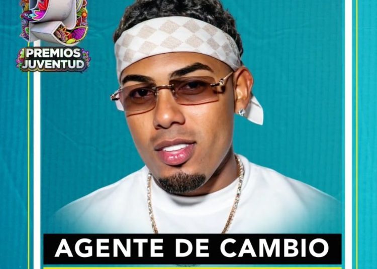 Myke Towers será premiado como Agente de Cambio en Premios Juventud 2025