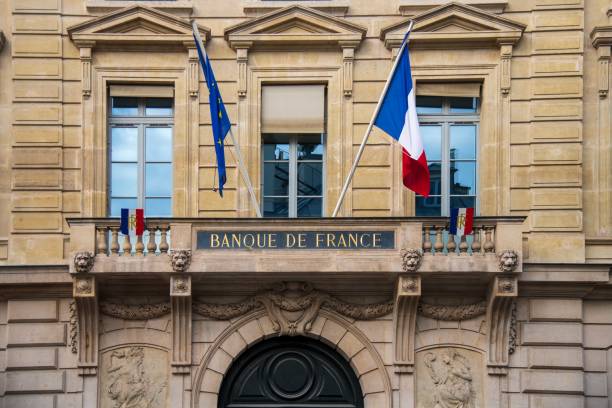 Banco de Francia quiere evitar que Francia se asiente como «farolillo rojo» del déficit
