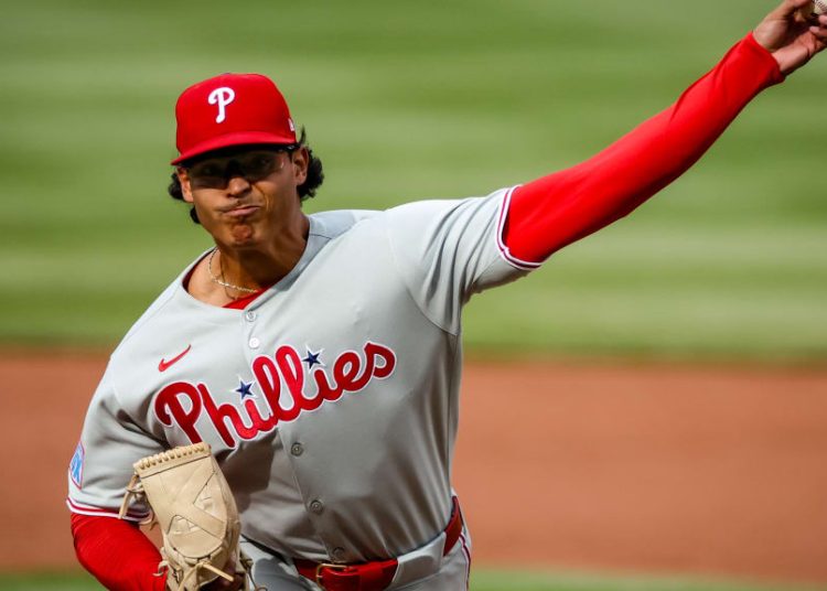 Jesús Luzardo domina y los Filis barren a los Mets para afianzarse en el Este