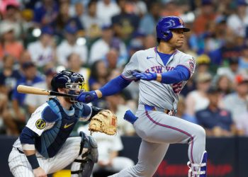 Juan Soto supera sus dificultades con corredores en posición anotadora y firma una segunda mitad explosiva