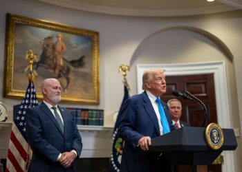 Administración Trump aprueba un medicamento como tratamiento para niños autistas