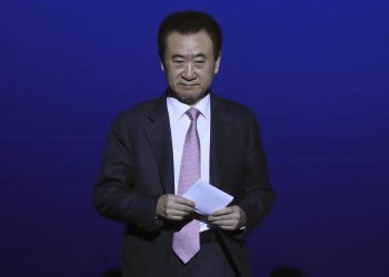 China restringe gastos en lujo del conocido fundador del grupo Wanda por impago de deudas