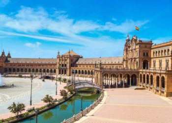 España está entre los 20 países más ricos del mundo por activos financieros netos