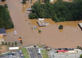 Al menos cuatro personas muertas y dos desaparecidas en Arizona por inundaciones