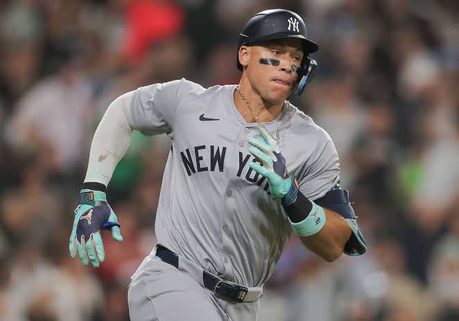 Aaron Judge se une al club de cuatro campañas con 50 HR