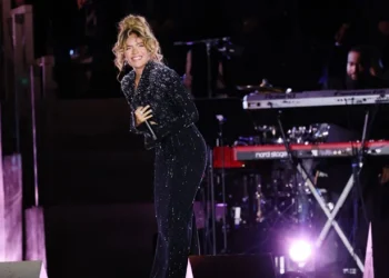 Karol G canta por la fraternidad en un memorable macroconcierto en la plaza vaticana