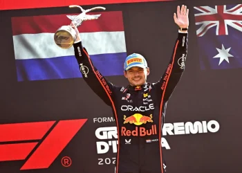 Verstappen gana en Monza por delante de los McLaren