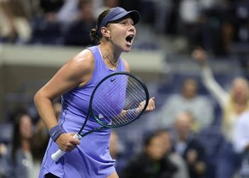 Anisimova doblega a Naomi Osaka y disputará la final del Abierto de Estados Unidos con Sabalenka