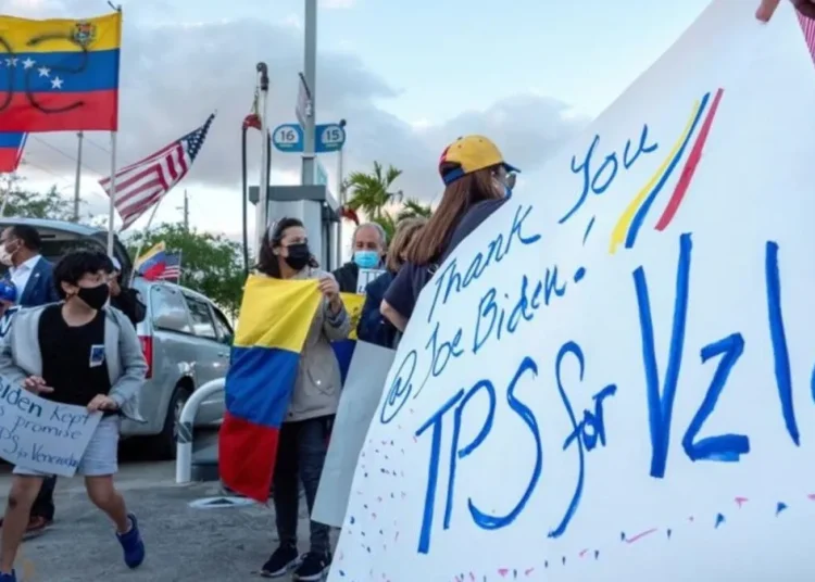 Gobierno Trump revoca el beneficio migratorio TPS para un cuarto de millón de venezolanos