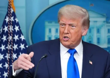 Bruselas responde a Trump que las sanciones funcionan y que UE se deshace de energía rusa