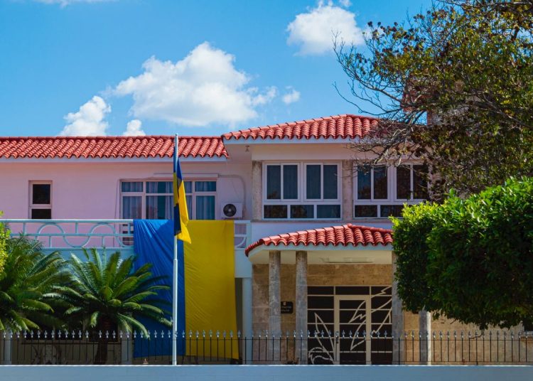 Embajada de Ucrania en Cuba pide apoyo