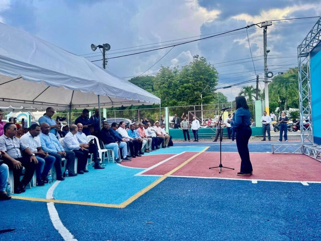 Propeep entregan 144 viviendas remozadas en comunidades de Bonao - Noticias de hoy en República Dominicana | De Último Minuto