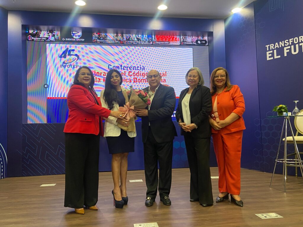 Corrupción y lavado de activos pueden llevar hasta 30 años de cárcel, advierte Yeni Berenice - Noticias de hoy en República Dominicana | De Último Minuto