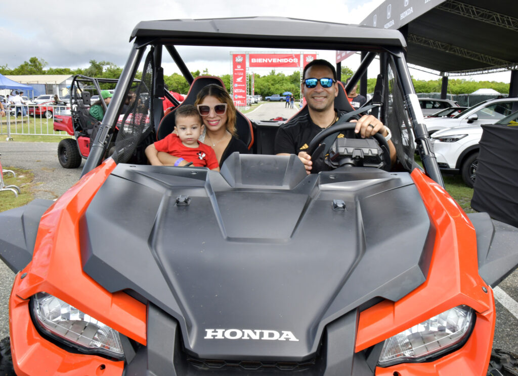 Honda Day 2025 reconoce a figuras destacadas del sector en el Autódromo de las Américas - Noticias de hoy en República Dominicana | De Último Minuto