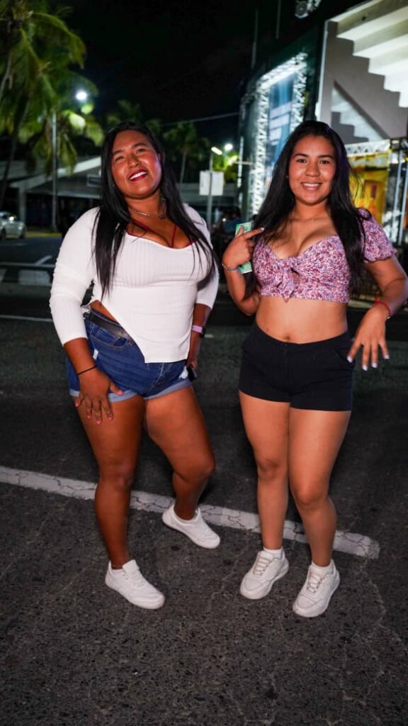 Fanáticos le "dieron hasta abajo" en concierto de Wisin y Jowell & Randy - Noticias de hoy en República Dominicana | De Último Minuto