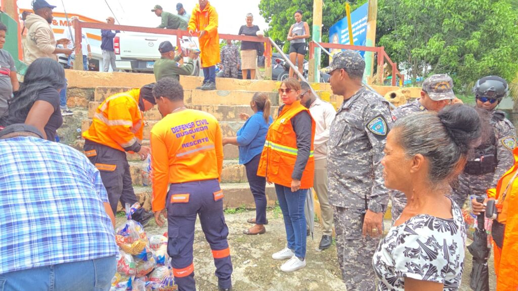 Autoridades de La Romana recorren zonas vulnerables para reforzar medidas preventivas | 3 | Autoridades de La Romana recorren zonas vulnerables para reforzar medidas preventivas