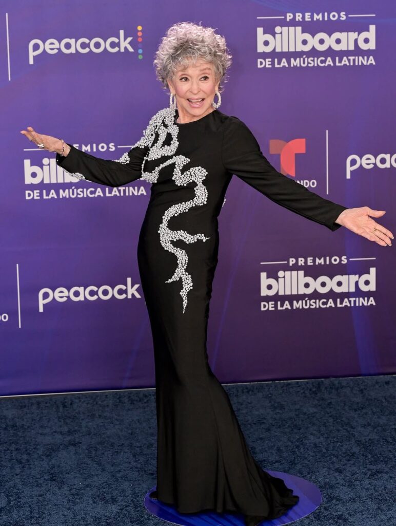 Famosos brillan en la alfombra de los Premios Billboard 2025 - Noticias de hoy en República Dominicana | De Último Minuto