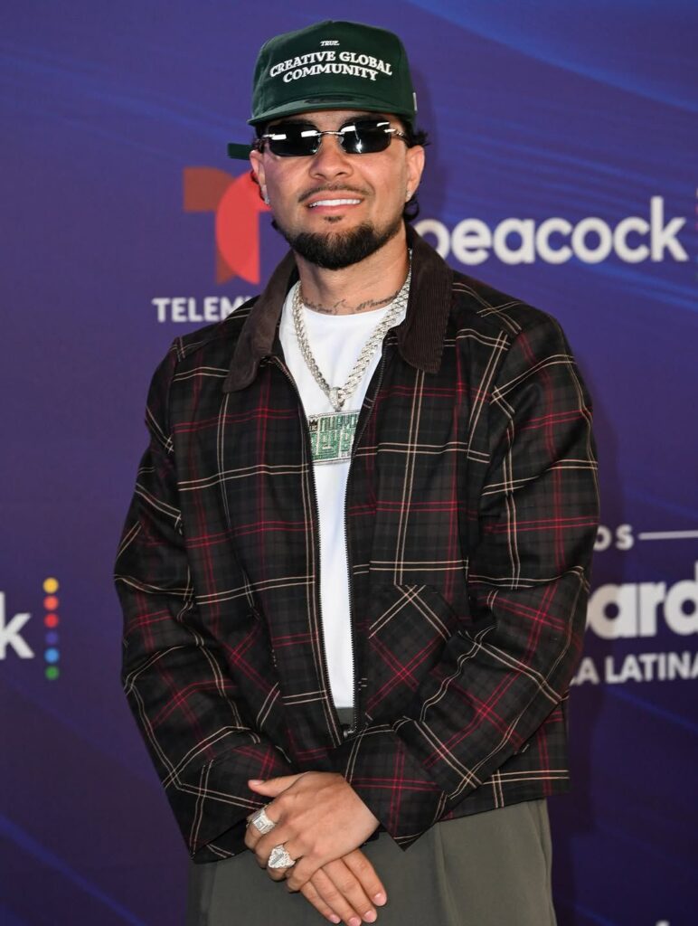 Famosos brillan en la alfombra de los Premios Billboard 2025 - Noticias de hoy en República Dominicana | De Último Minuto