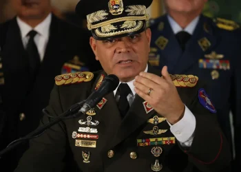 Ministro de Defensa dice que Venezuela está haciendo «todo» por evitar guerra con EEUU