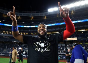 Con el bate encendido, Vladimir Guerrero Jr. cambia la historia de los Azulejos