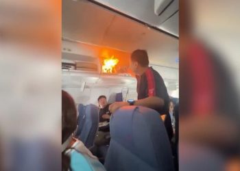 Vuelo de Air China realiza aterrizaje de emergencia tras explosión de batería de litio en pleno vuelo