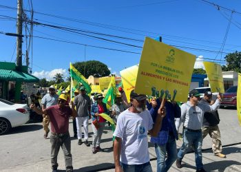 Frente Amplio realiza 5ta caminata protesta en Nagua contra alto costo de la canasta familiar