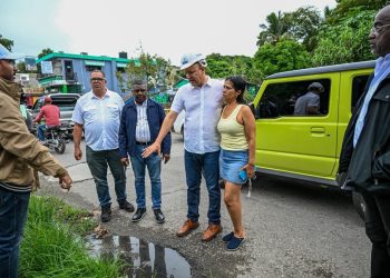 Alcaldía de Santiago refuerza limpieza de cañadas ante lluvias por tormenta Melissa