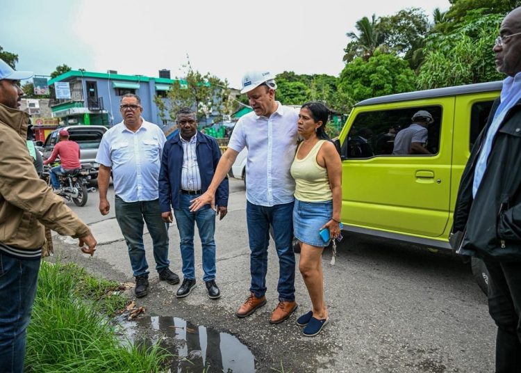 Alcaldía de Santiago refuerza limpieza de cañadas ante lluvias por tormenta Melissa