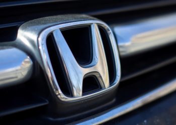 México alerta y llama a revisión por fallo en 1.375 vehículos Honda y Acura