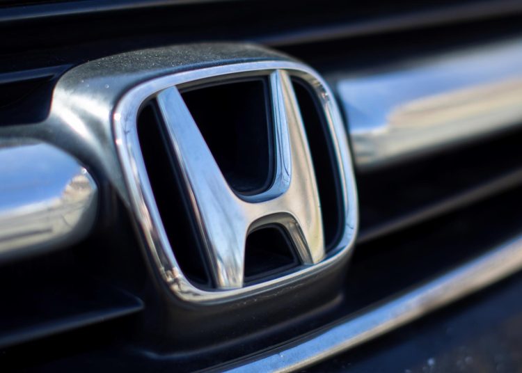 México alerta y llama a revisión por fallo en 1.375 vehículos Honda y Acura