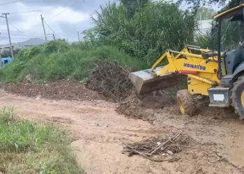 Alcaldía de Tireo, Constanza, realiza limpieza de alcantarillas