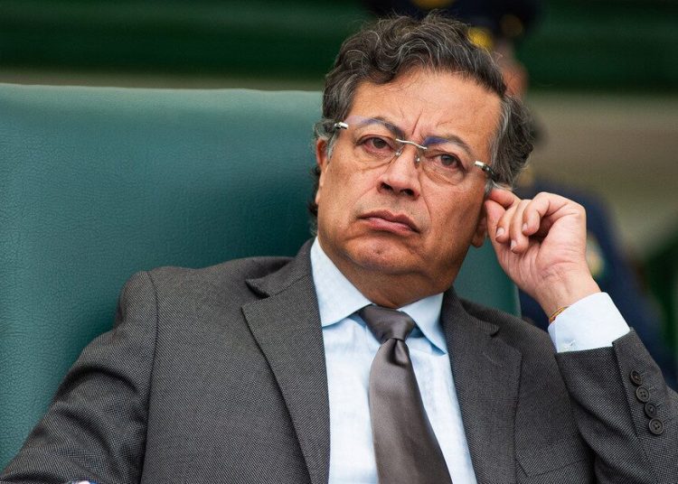 EE.UU. sanciona a Petro