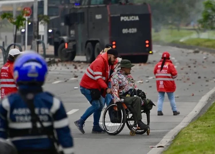 EEUU agradece a la Policía colombiana protección de su embajada durante protesta en Bogotá