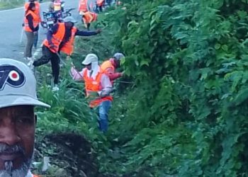 MOPC inicia operativo de limpieza en la carretera Cruce de Las Yayas – Padre Las Casas