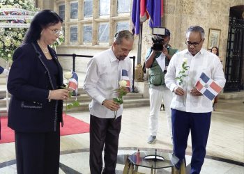 Efemérides Patrias conmemora el 175 aniversario del natalicio de Salomé Ureña
