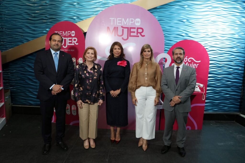 Amadita celebra el evento “Tiempo de Mujer”