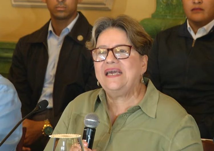 Gloria Ceballos advierte lluvias persistirán mientras Melissa se organiza como huracán