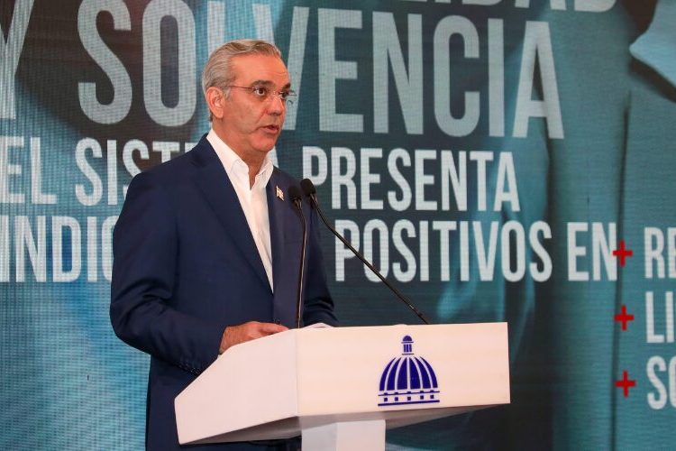“En un tiempo prudente», Abinader pedirá renuncia a presidenciables del PRM de sus cargos