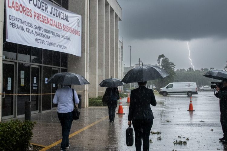 Poder Judicial suspende labores presenciales en cinco departamentos por paso de tormenta Melissa