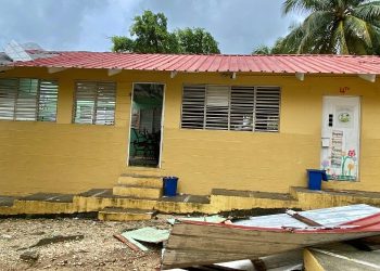Daños a escuelas por tormenta Melissa fueron mínimos gracias al Plan Mantenimiento 24/7, asegura Infraestructura Escolar