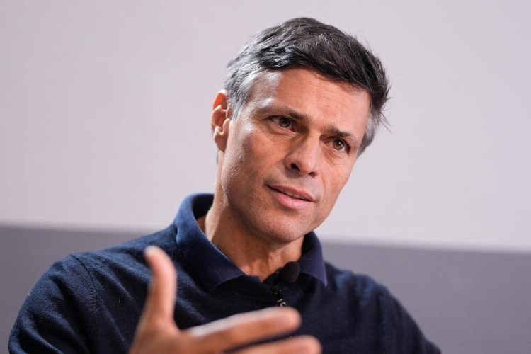 Maduro pide retirar la nacionalidad al opositor Leopoldo López por «llamado a invasión»