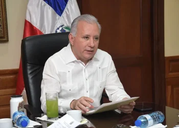 Antonio Taveras destaca cumplimiento de promesas durante inauguración del paso a desnivel de Isabel Aguiar