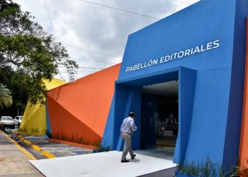 Feria del Libro destacó por récord de asistencia internacional y actividades