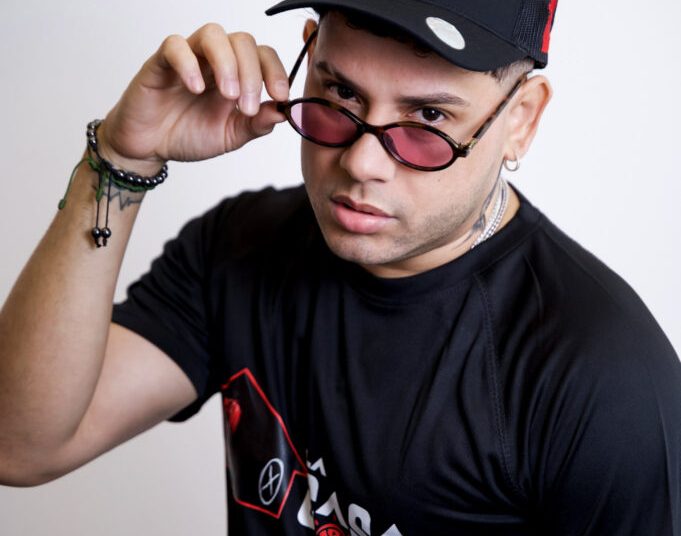 Shadow Blow confiesa llorando la verdad sobre su infancia y su verdadera madre