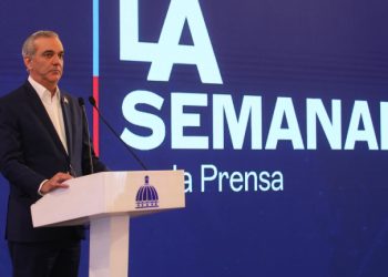 Abinader afirma que préstamos de su gestión se han destinado a pagar deudas de Danilo y Leonel