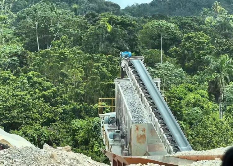 MINA GUACAMAYO reafirma legalidad y compromiso ambiental en Samaná